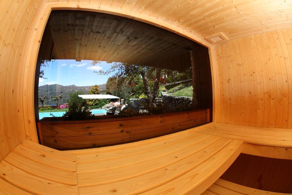 Hotel Il Sole Di Ranco Esterno foto