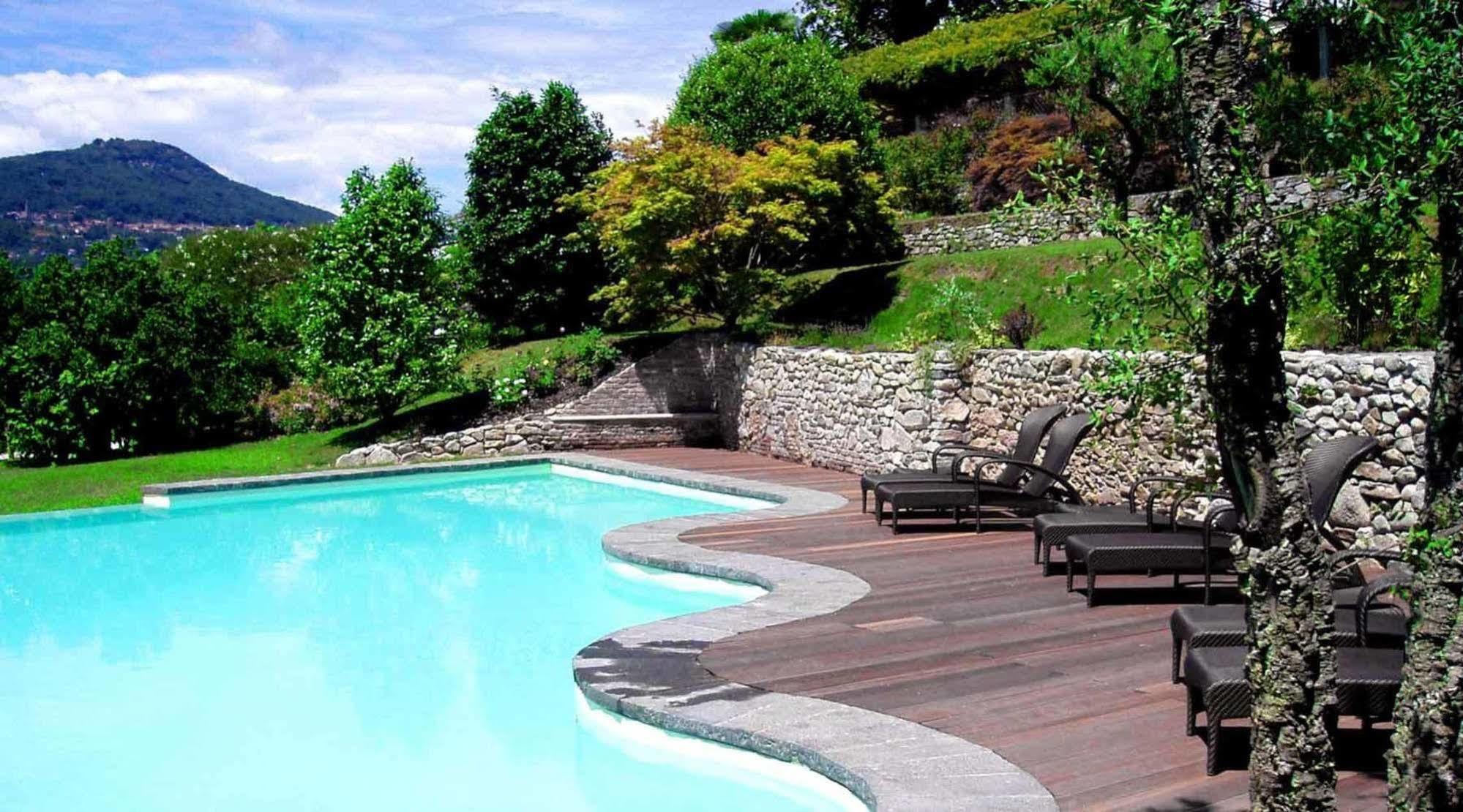 Hotel Il Sole Di Ranco Esterno foto